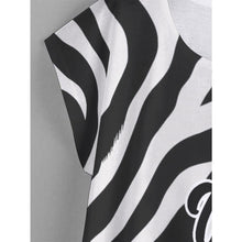 Load image into Gallery viewer, UTO IV Women's Curved Hem T-shirt (Plus Size)
