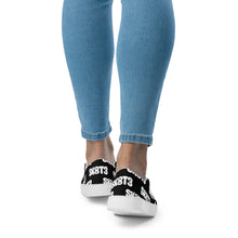 Load image into Gallery viewer, UTO IV "SK8T3" Women’s Slip-On Canvas Shoes