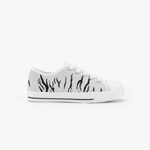 Load image into Gallery viewer, UTO IV Kid’s Low-Top Canvas Shoes