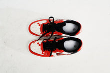 Load image into Gallery viewer, UTO IV &quot;Cheesecake&quot; Low-Tops
