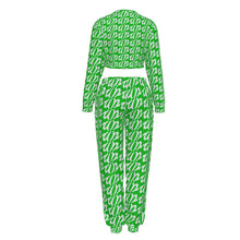 Load image into Gallery viewer, UTO IV Women's Crop Sweatshirt Suit
