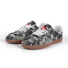 Load image into Gallery viewer, UTO IV Court Sneaker
