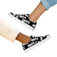 Load image into Gallery viewer, UTO IV "SK8T3" Women’s Lace-Up Canvas Shoes

