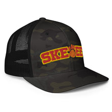 Load image into Gallery viewer, UTO IV SKEGEE Closed-back trucker cap
